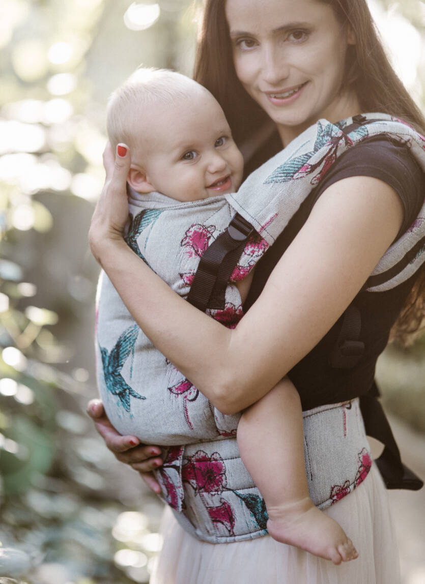 Freely Grow. Ergonomic baby carrier. Geo Navy .